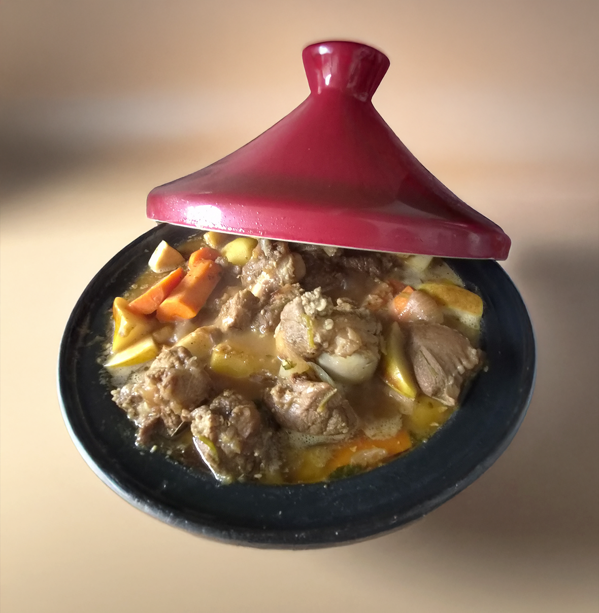 Tajine d’agneau au coing et miel