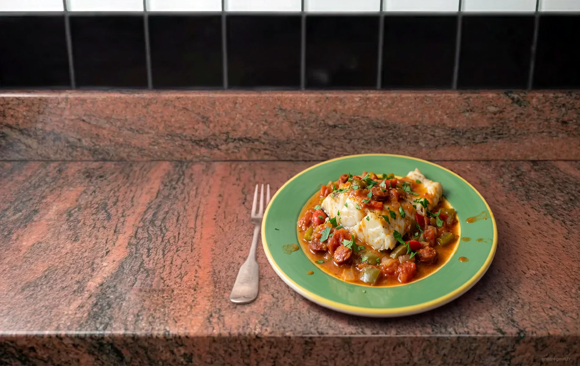 👉 Poisson en sauce à la portugaise avec tomates, poivrons et chouriço