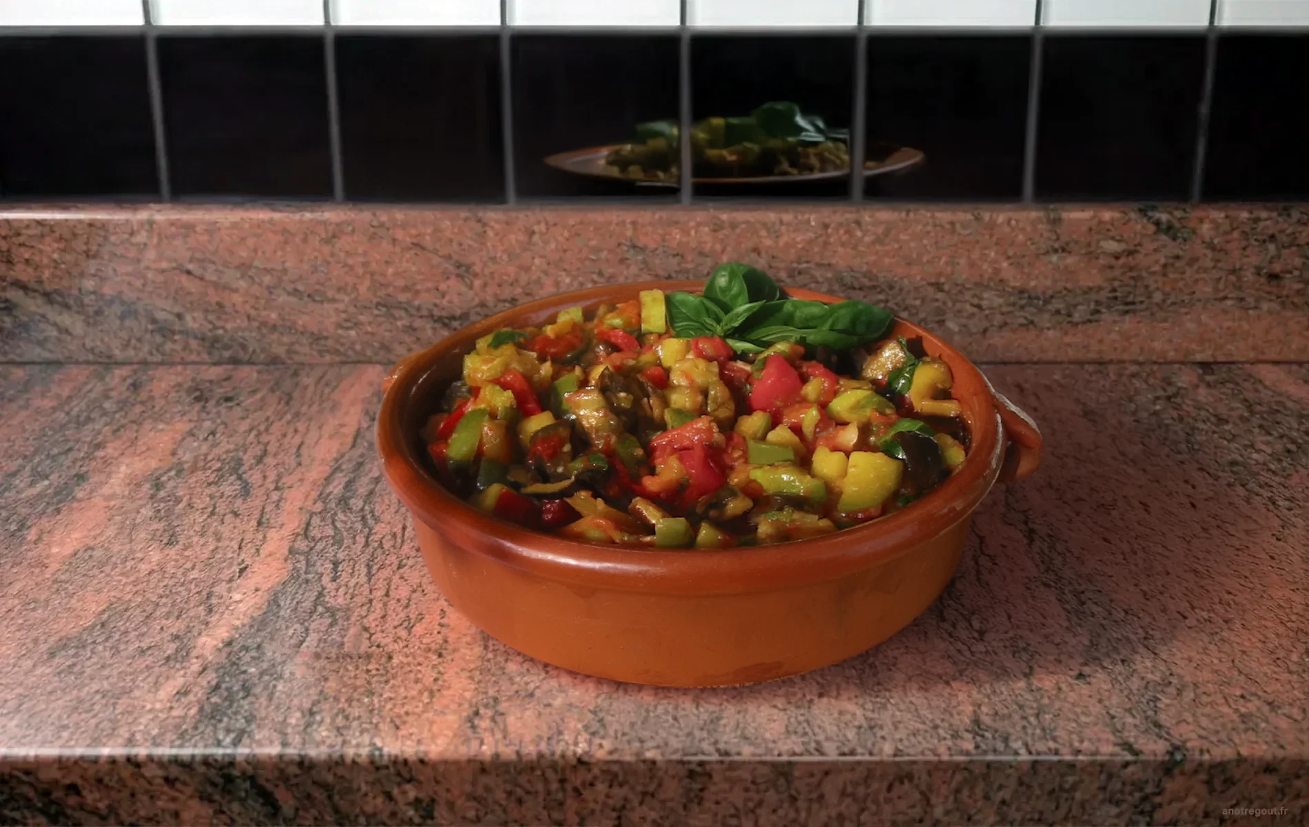 Ratatouille ni&ccedil;oise maison aux l&eacute;gumes du soleil.